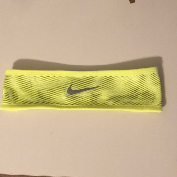 bright yellow nikes